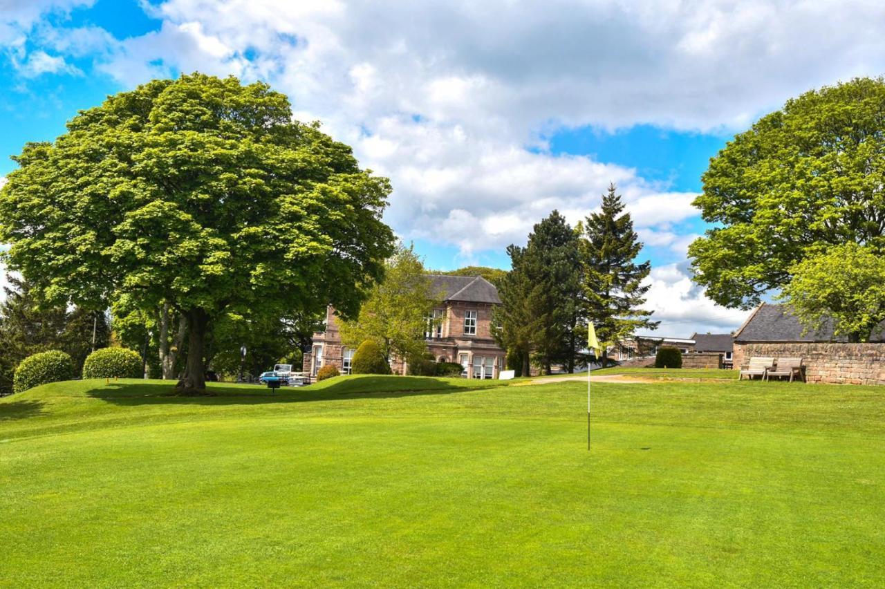 Whiston Hall Eksteriør billede